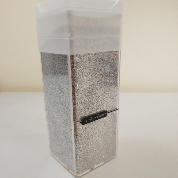 New Recollections Extra Fine Silver Glitter - Picture 4 of 8